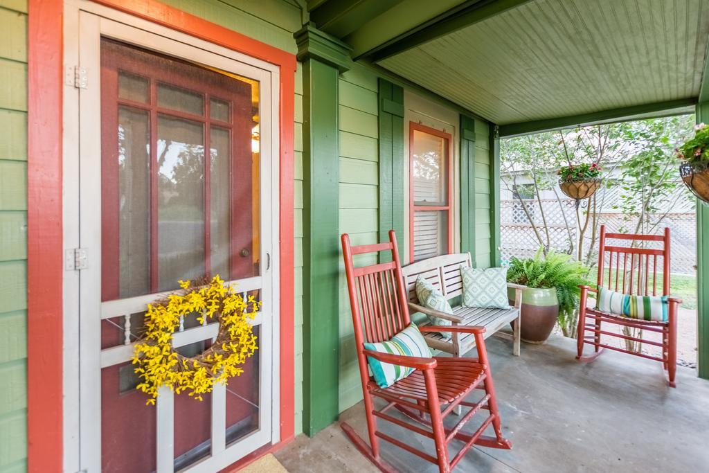 Agape Front Cottage Fredericksburg Ngoại thất bức ảnh