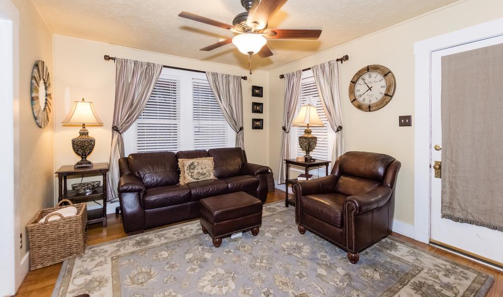 Agape Front Cottage Fredericksburg Ngoại thất bức ảnh