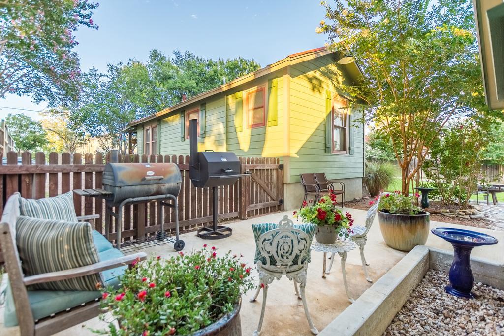 Agape Front Cottage Fredericksburg Ngoại thất bức ảnh